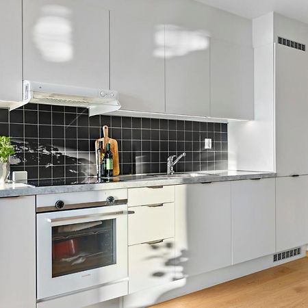 Keybutler Modern Apartments Лиллештром Экстерьер фото