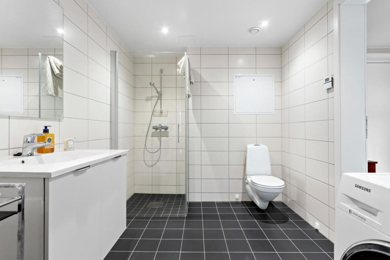 Keybutler Modern Apartments Лиллештром Экстерьер фото
